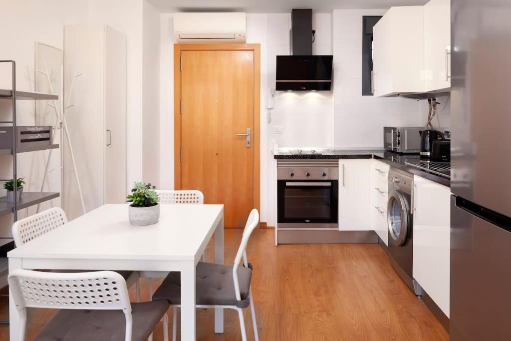 Comodo Apartamento En El Centro De Apartamento